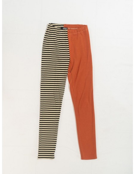Puzzle leggings (black border x teracotta)
