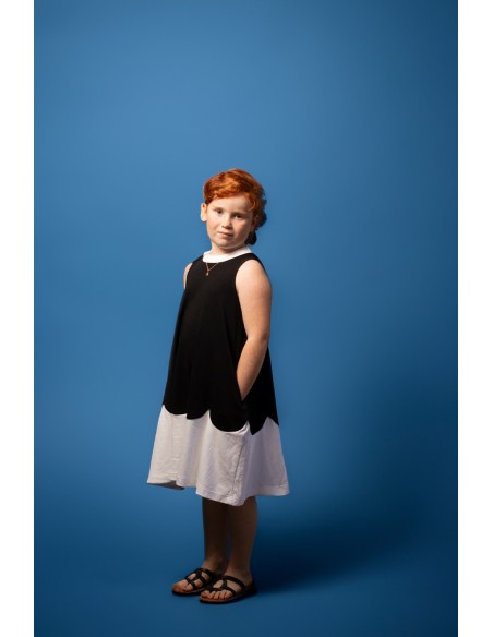 Petal one-piece(black)