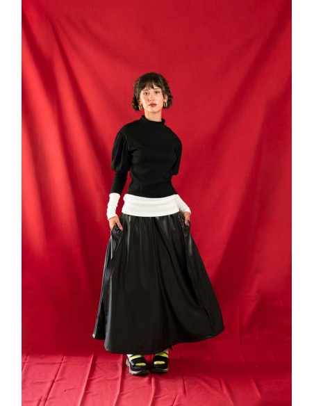 Debby tops(black x o.white)