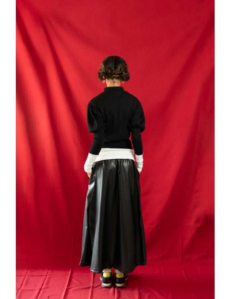 Debby tops(black x o.white)