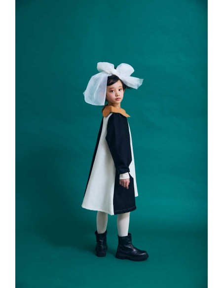 Sapan one-piece(black x o.white)