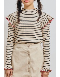 Chisa tops(black border) 2