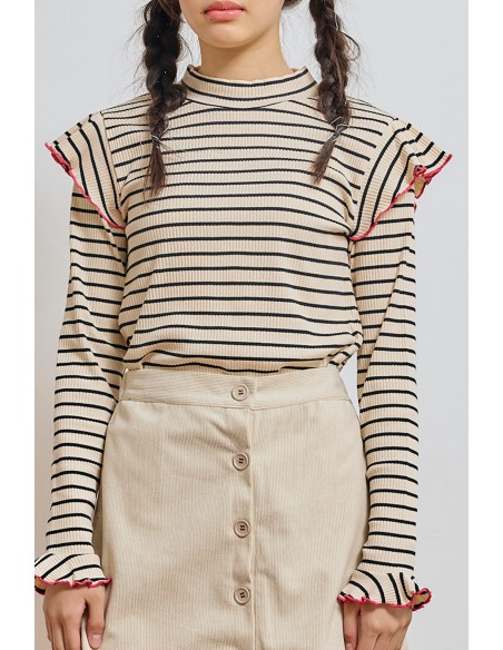 Chisa tops(black border)